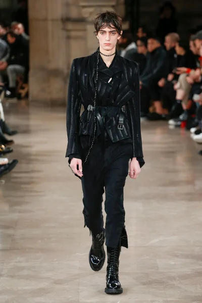 Look 41